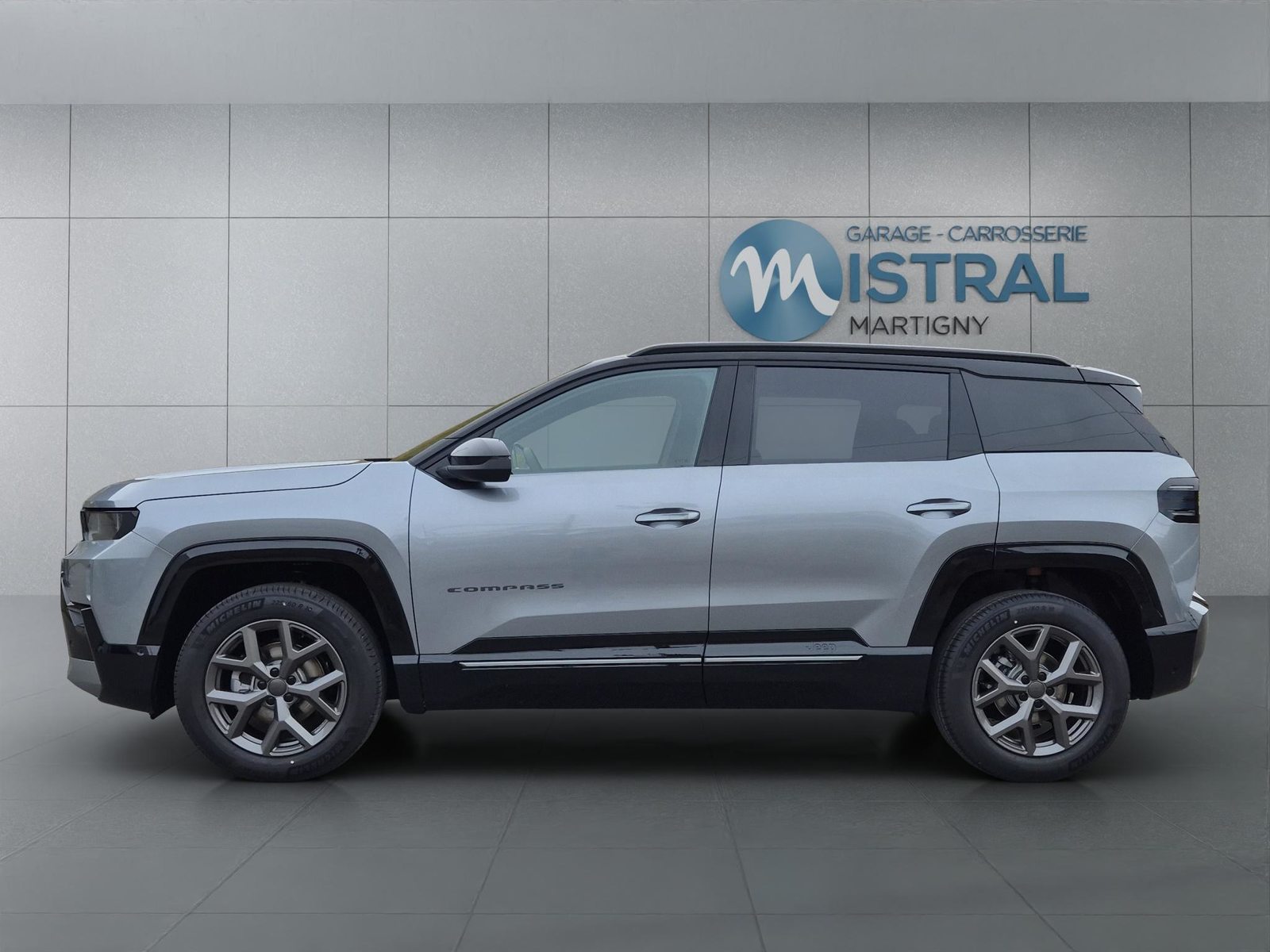 JEEP Compass 1.2 MHEV First Edition, Hybride Léger Essence/Électricité, Voiture de démonstration, Automatique - 2