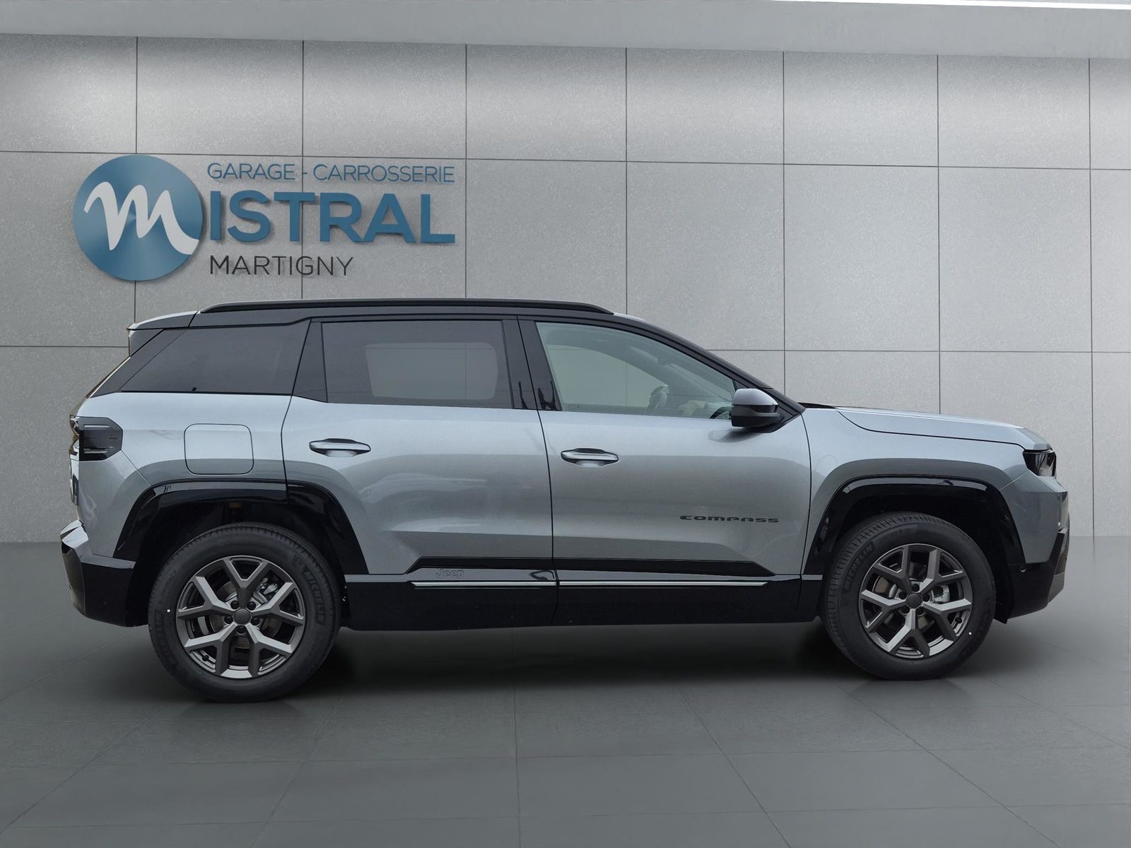 JEEP Compass 1.2 MHEV First Edition, Hybride Léger Essence/Électricité, Voiture de démonstration, Automatique - 6