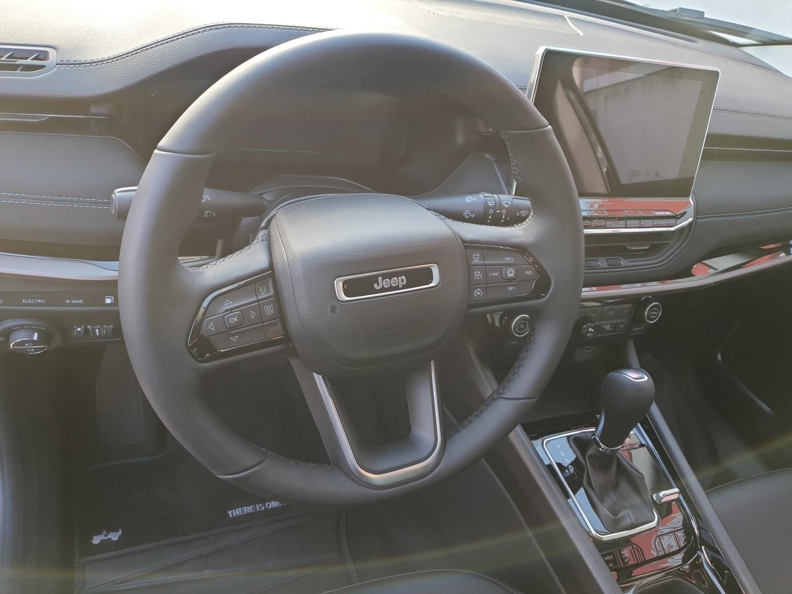 JEEP Compass 1.3 Upland 4xe, Plug-in-Hybrid Benzina/Elettrica, Auto dimostrativa, Automatico - 2