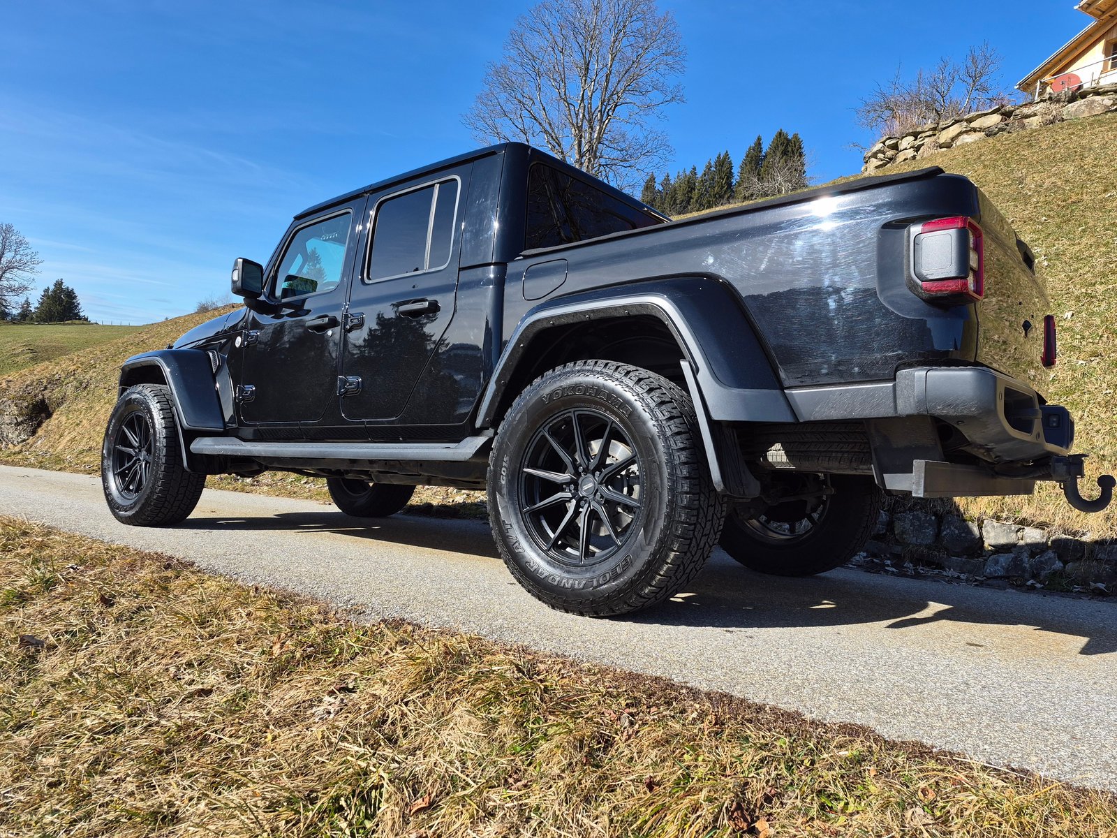 JEEP Gladiator 3.0 V6 Overland, Diesel, Second hand / Used, Automatic - 4