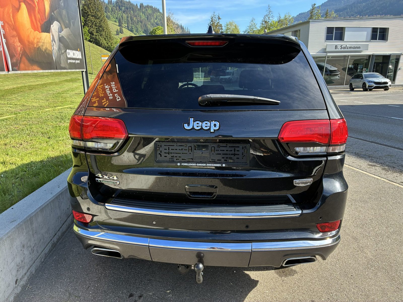 JEEP Gr.Cherokee 5.7 Summit, Petrol, Second hand / Used, Automatic - 5
