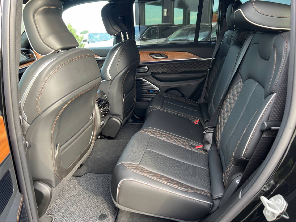 JEEP Grand Cherokee 2.0 Turbo Summit Reserve 4xe, Plug-in-Hybrid Benzin/Elektro, Neuwagen, Automatik - 6