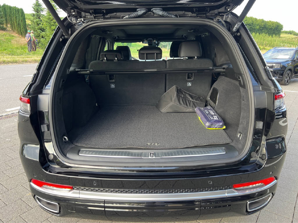 JEEP Grand Cherokee 2.0 Turbo Summit Reserve 4xe, Plug-in-Hybrid Benzin/Elektro, Neuwagen, Automatik - 7