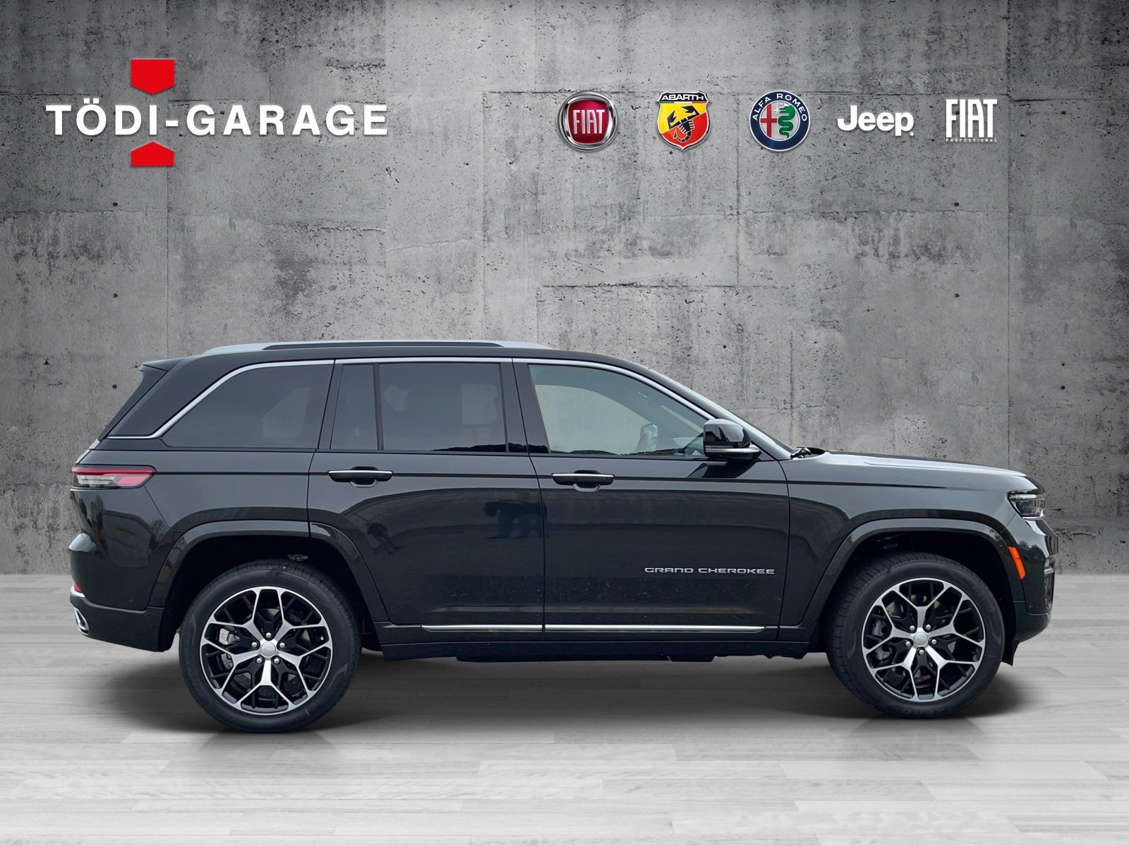 JEEP Grand Cherokee 2.0 Turbo Summit Reserve 4xe, Hybride Rechargeable Essence/Électricité, Voiture nouvelle, Automatique - 7