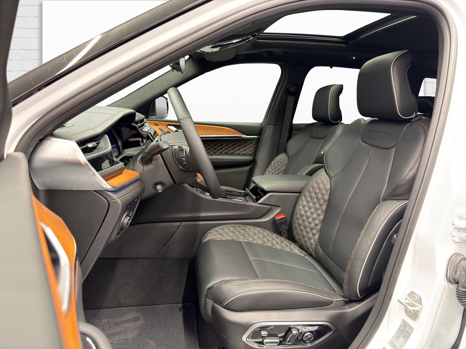 JEEP Grand Cherokee 2.0 Turbo Summit Reserve 4xe, Plug-in-Hybrid Benzin/Elektro, Neuwagen, Automatik - 7