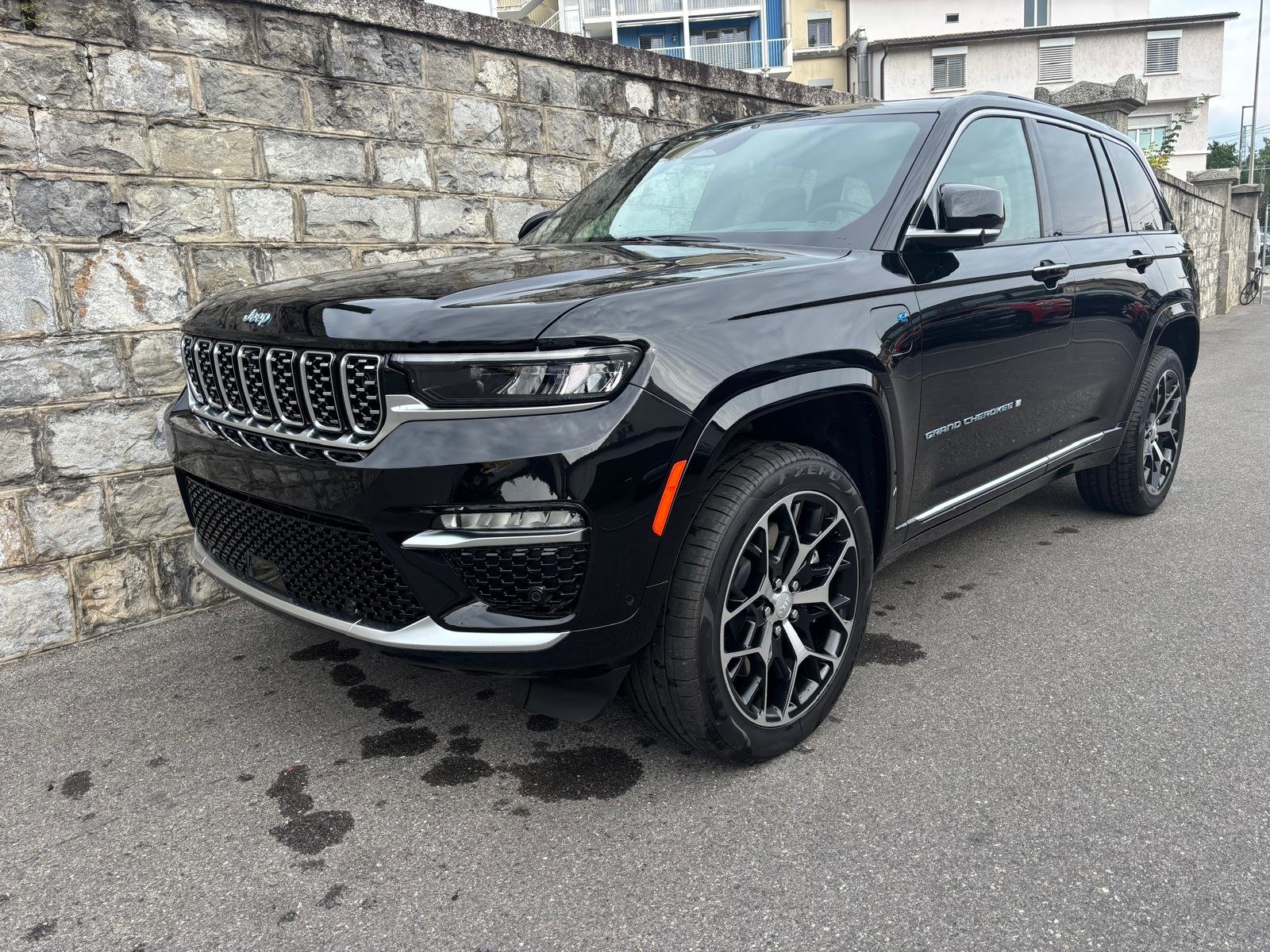 JEEP Grand Cherokee 2.0 Plug-in-Hybrid Summit Reserve 4xe, Hybride Rechargeable Essence/Électricité, Voiture nouvelle, Automatique - 2