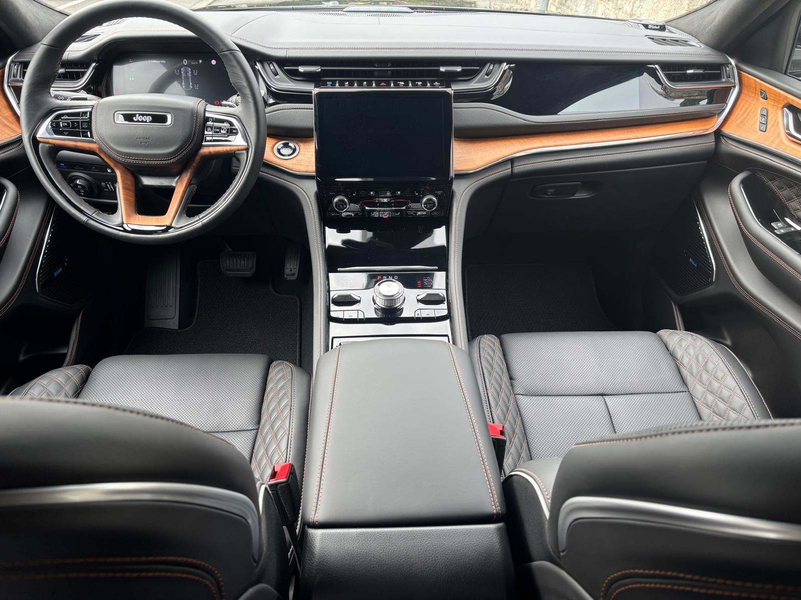JEEP Grand Cherokee 2.0 Plug-in-Hybrid Summit Reserve 4xe, Hybride Rechargeable Essence/Électricité, Voiture nouvelle, Automatique - 7