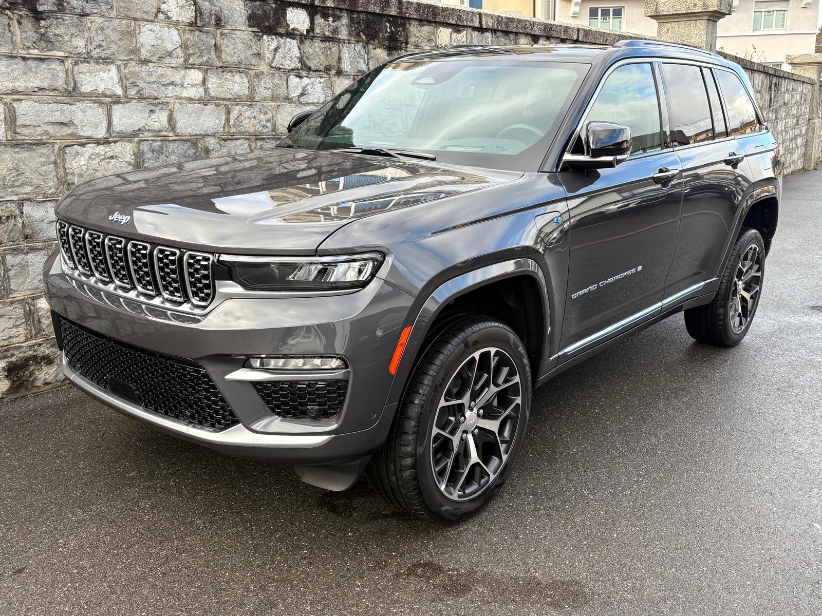 JEEP Grand Cherokee 2.0 Plug-in-Hybrid Summit Reserve 4xe, Plug-in-Hybrid Benzin/Elektro, Neuwagen, Automatik - 2