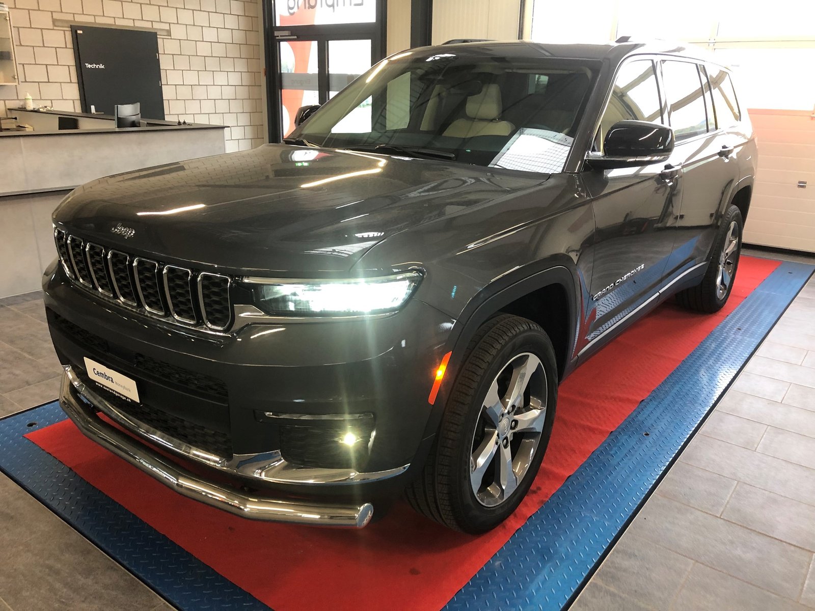 JEEP Grand Cherokee 3.6-V6 LIMITED AWD 4x4 Lang, Benzin, Occasion / Gebraucht, Automatik - 5