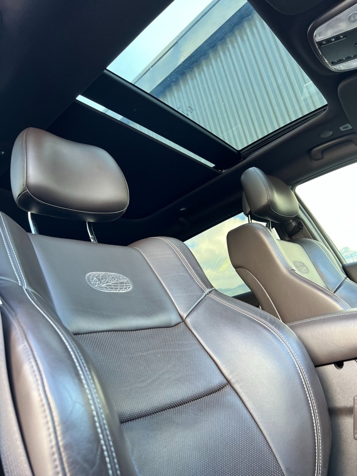 JEEP Grand Cherokee 3.6 V6 Overland Automatic, Essence, Occasion / Utilisé, Automatique - 2