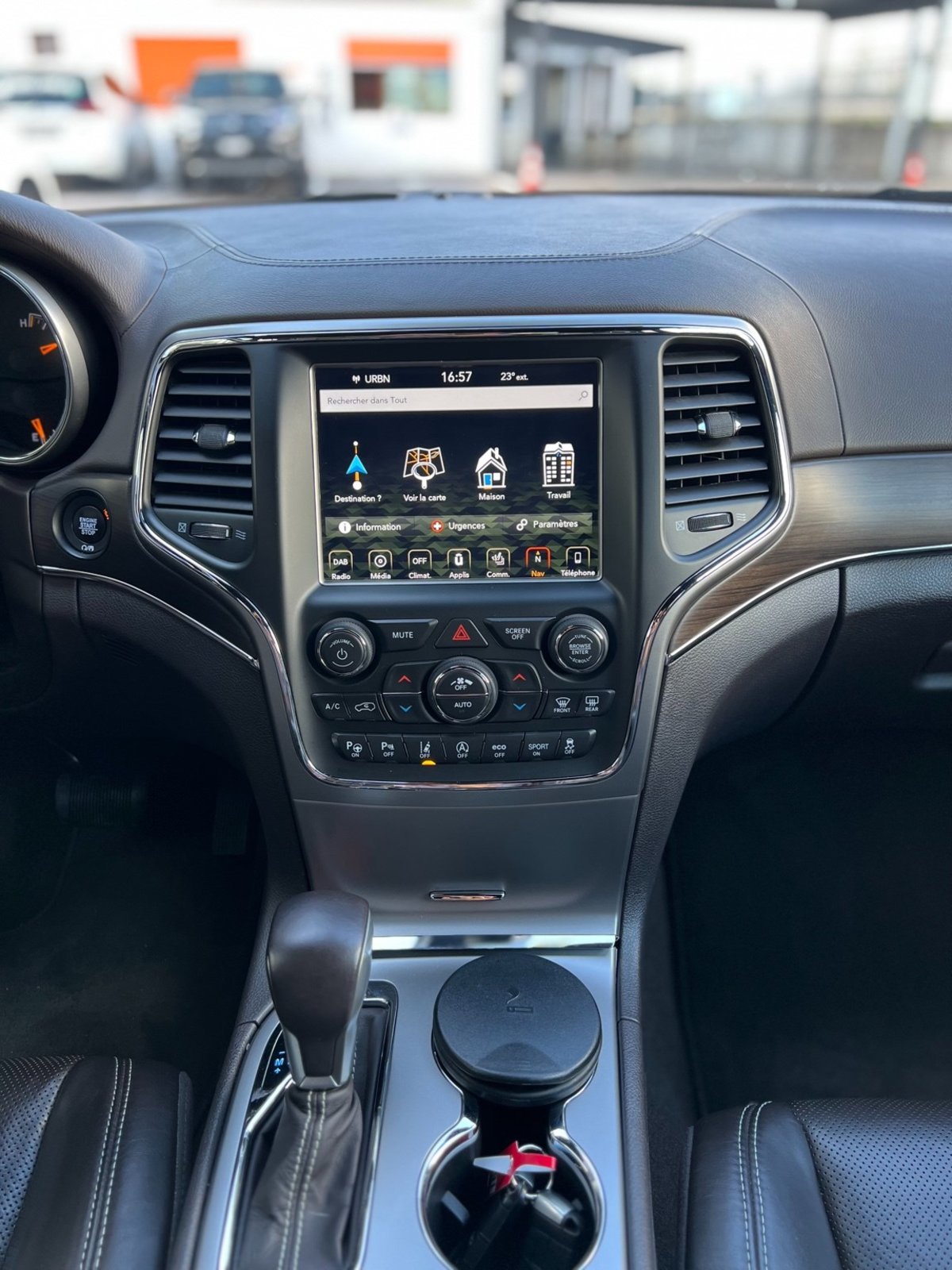 JEEP Grand Cherokee 3.6 V6 Overland Automatic, Essence, Occasion / Utilisé, Automatique - 6