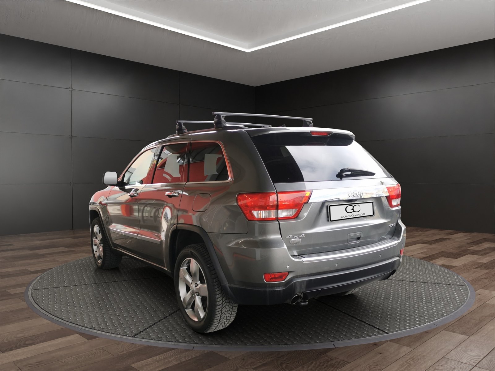 JEEP Grand Cherokee 3.0 CRD Overland Automatic, Diesel, Second hand / Used, Automatic - 7