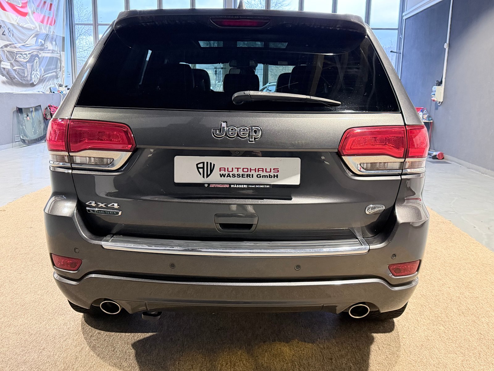 JEEP Grand Cherokee 3.0 CRD Overland Automatic, Diesel, Second hand / Used, Automatic - 4
