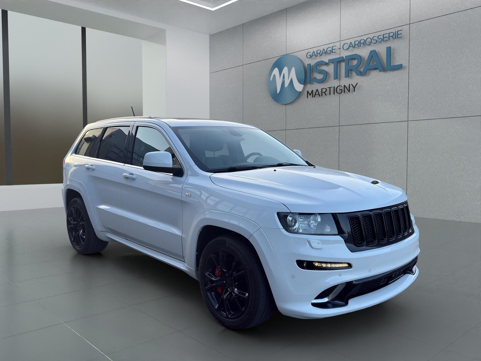 JEEP Grand Cherokee 6.4 V8 HEMI SRT8, Essence, Occasion / Utilisé, Automatique - 7