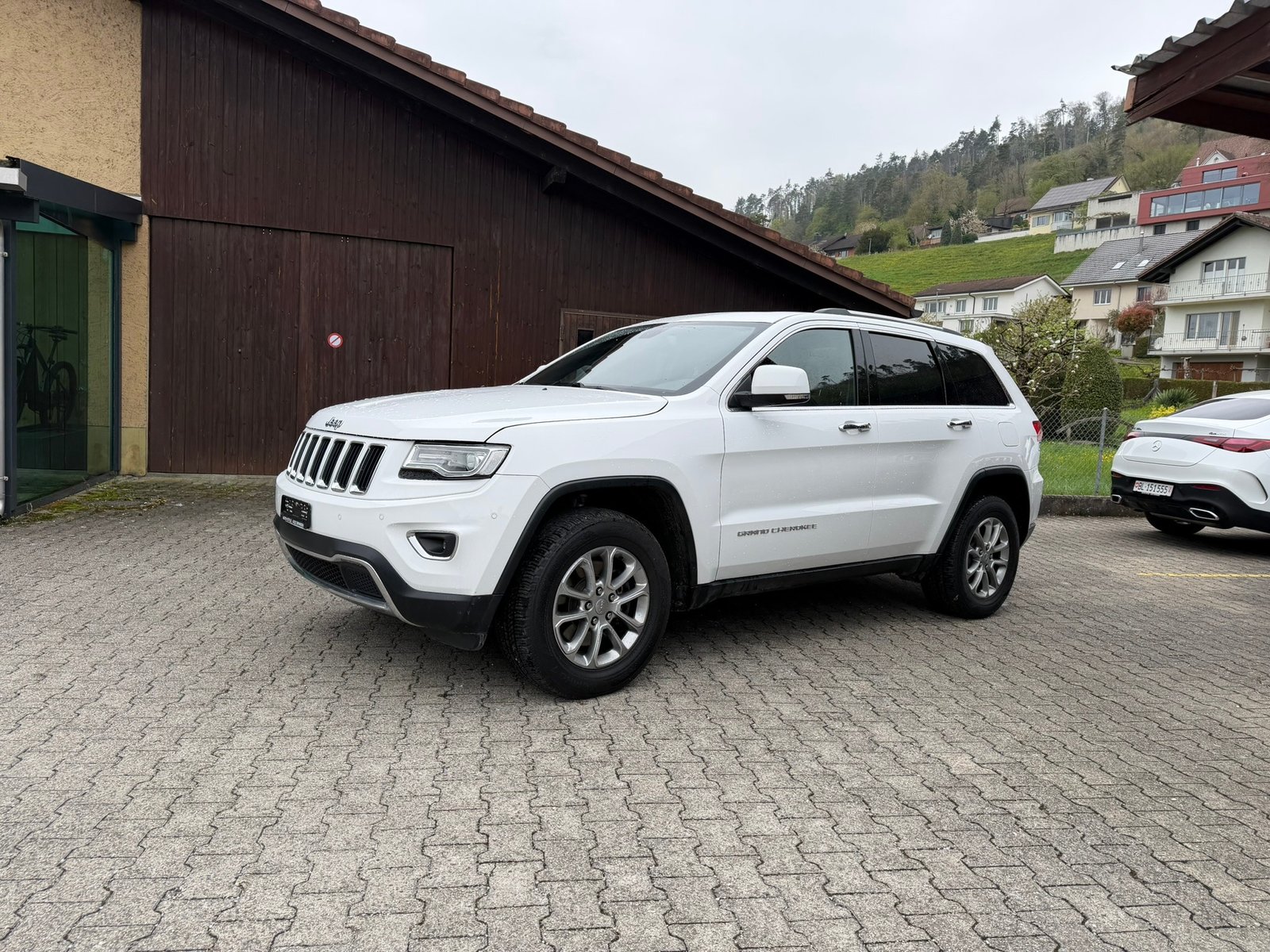 JEEP Grand Cherokee 3.0 CRD Limited Automatic, Diesel, Occasion / Utilisé, Automatique - 2