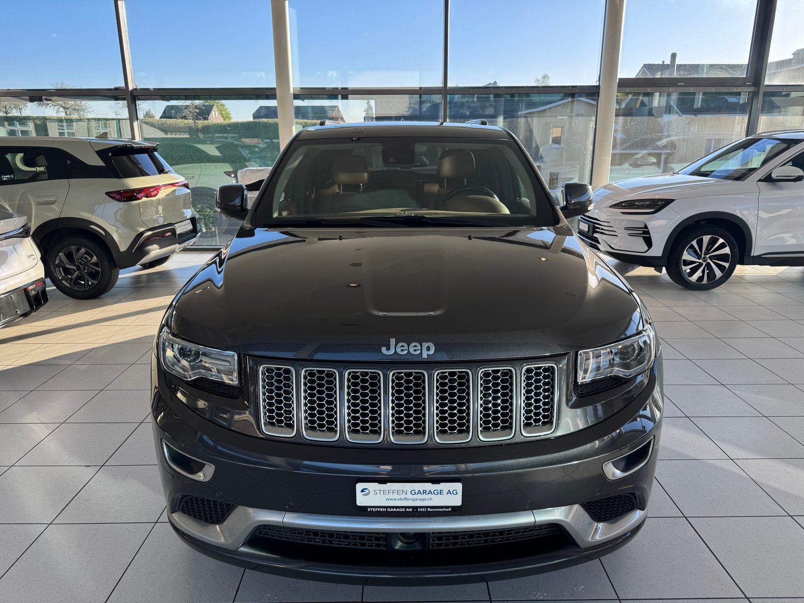 JEEP Grand Cherokee 3.0 CRD Summit Automatic, Diesel, Occasion / Utilisé, Automatique - 2
