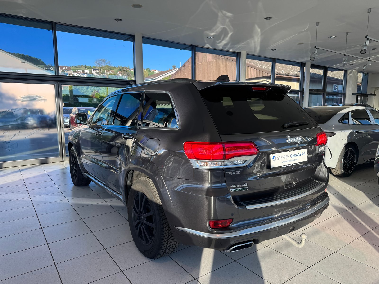 JEEP Grand Cherokee 3.0 CRD Summit Automatic, Diesel, Occasion / Utilisé, Automatique - 7