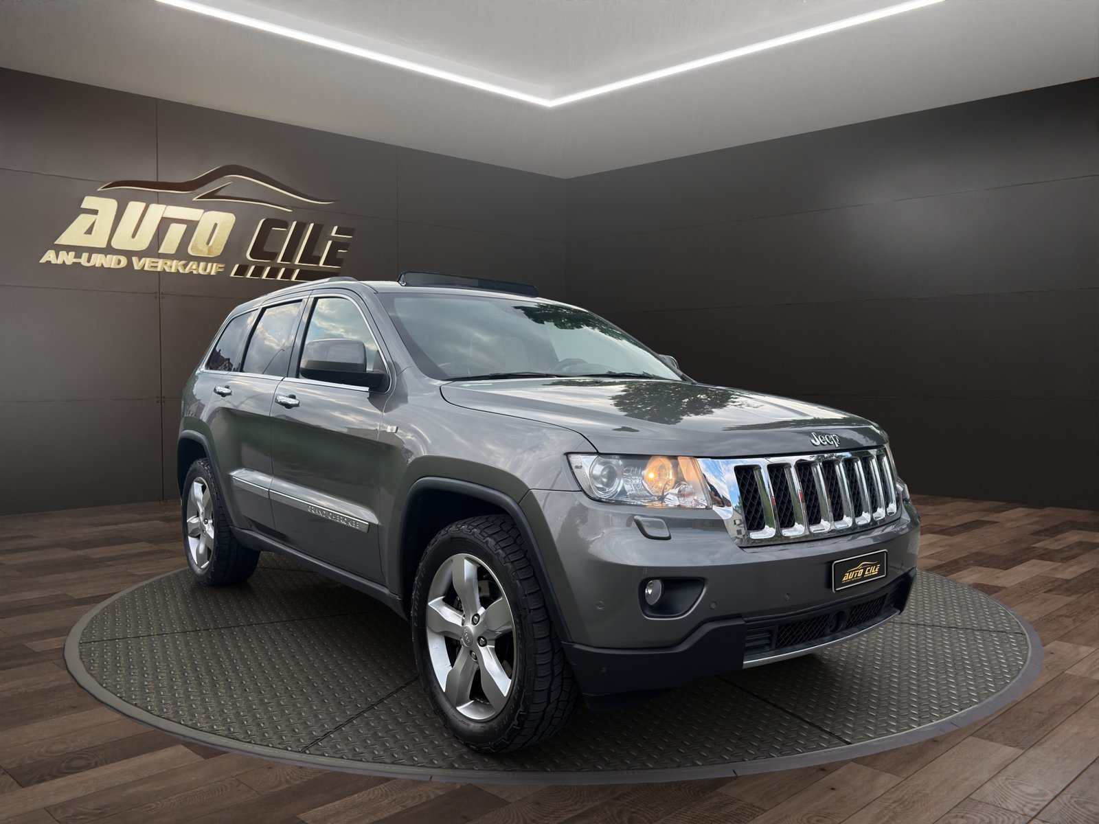JEEP Grand Cherokee 3.0 CRD Overland Automatic, Diesel, Occasioni / Usate, Automatico - 3