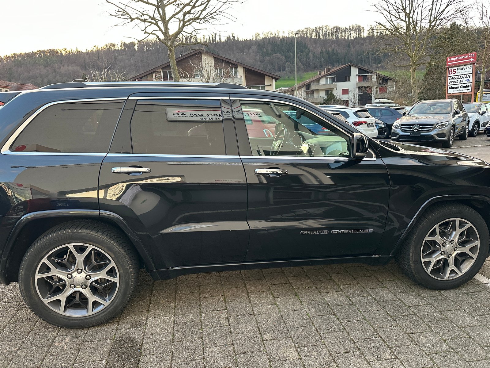 JEEP Grand Cherokee 3.0 CRD Overland Automatic, Diesel, Occasion / Gebraucht, Automatik - 7