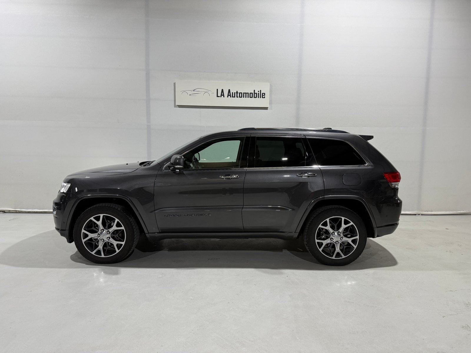 JEEP Grand Cherokee 3.0 CRD Overland Automatic, Diesel, Occasion / Utilisé, Automatique - 3
