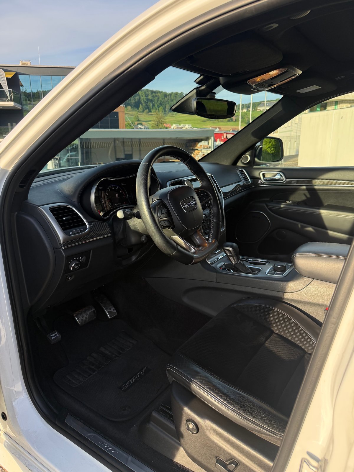 JEEP Grand Cherokee 6.4 V8 HEMI SRT8 Automatic, Petrol, Second hand / Used, Automatic - 7