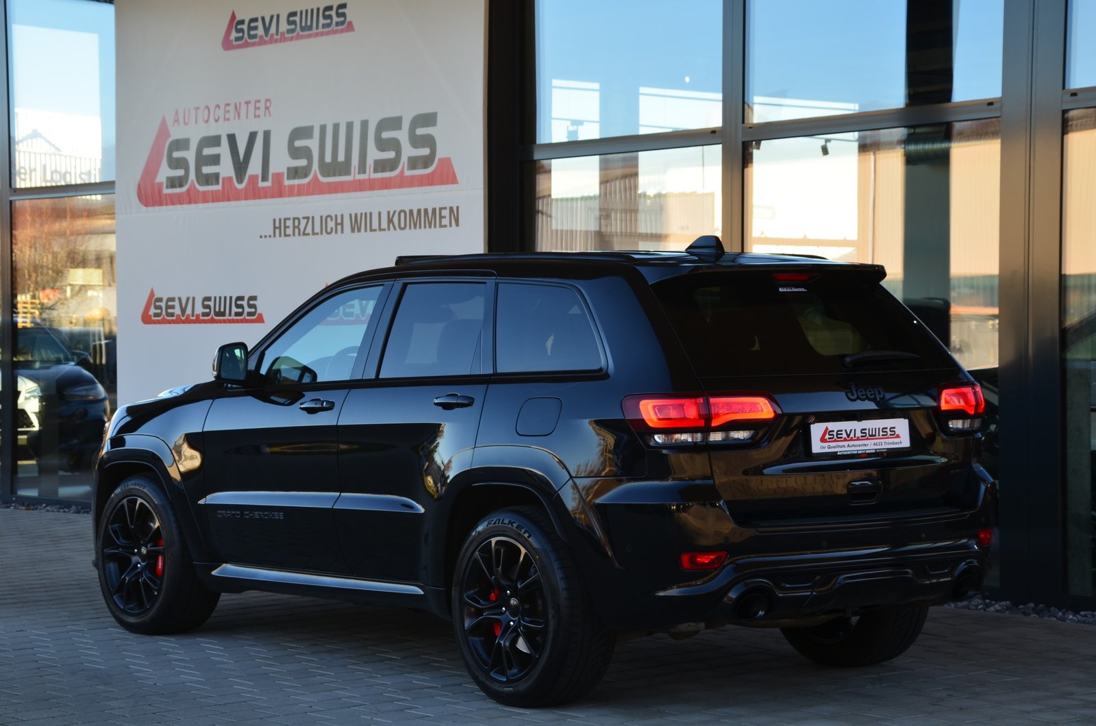 JEEP Grand Cherokee 6.4 V8 HEMI SRT8 Automatic*Frisch ab MFK, Benzin, Occasion / Gebraucht, Automatik - 7