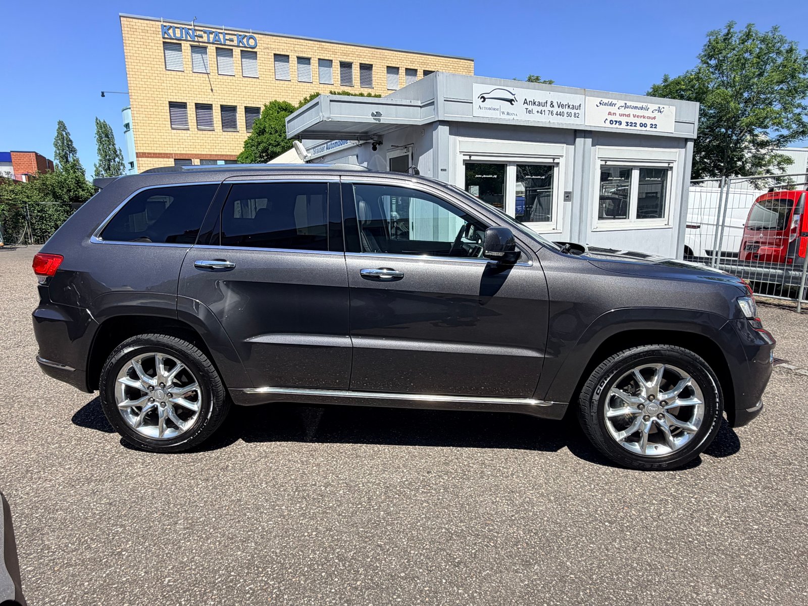 JEEP Grand Cherokee 3.0 CRD Summit Automatic, Diesel, Occasion / Utilisé, Automatique - 2