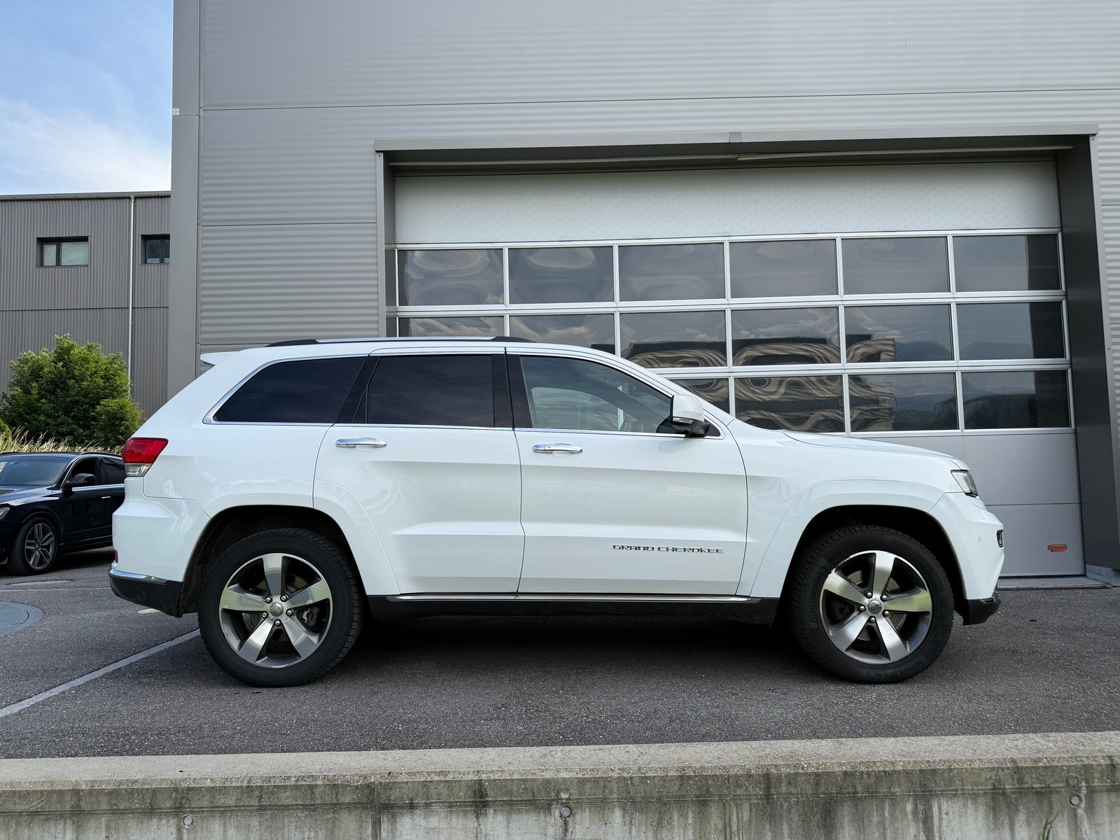 JEEP Grand Cherokee 3.0 CRD Summit Automatic, Diesel, Occasion / Utilisé, Automatique - 2