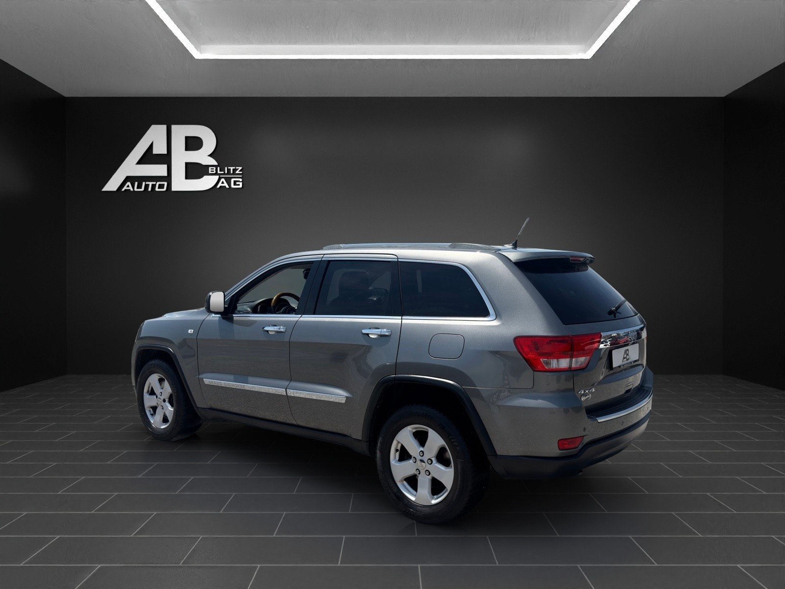 JEEP Grand Cherokee 3.6 V6 Overland Automatic mit 286 PS, Petrol, Second hand / Used, Automatic - 3