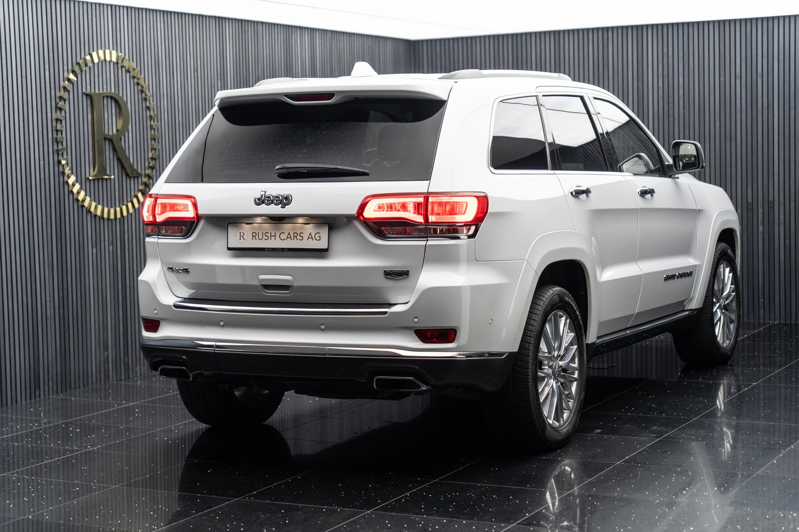 JEEP Grand Cherokee 3.0 CRD Summit Automatic, Diesel, Occasion / Gebraucht, Automatik - 4