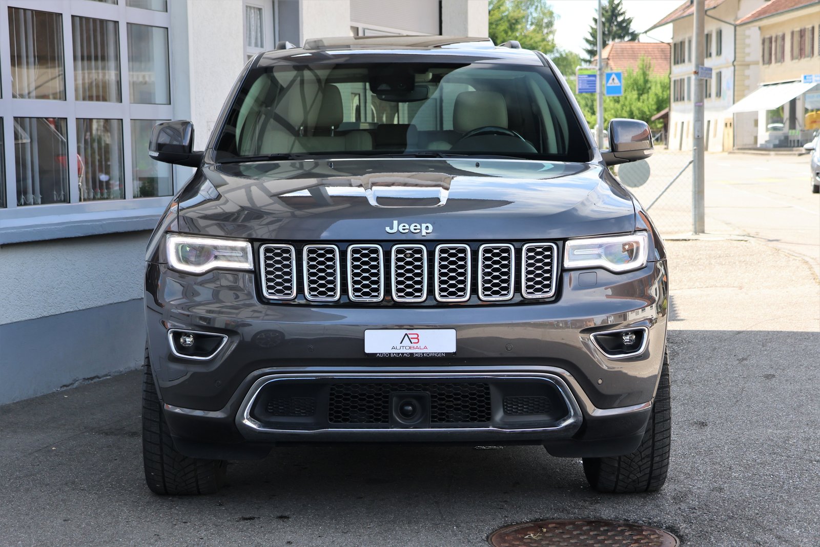 JEEP Grand Cherokee 3.0 CRD Overland Automatic, Diesel, Second hand / Used, Automatic - 2