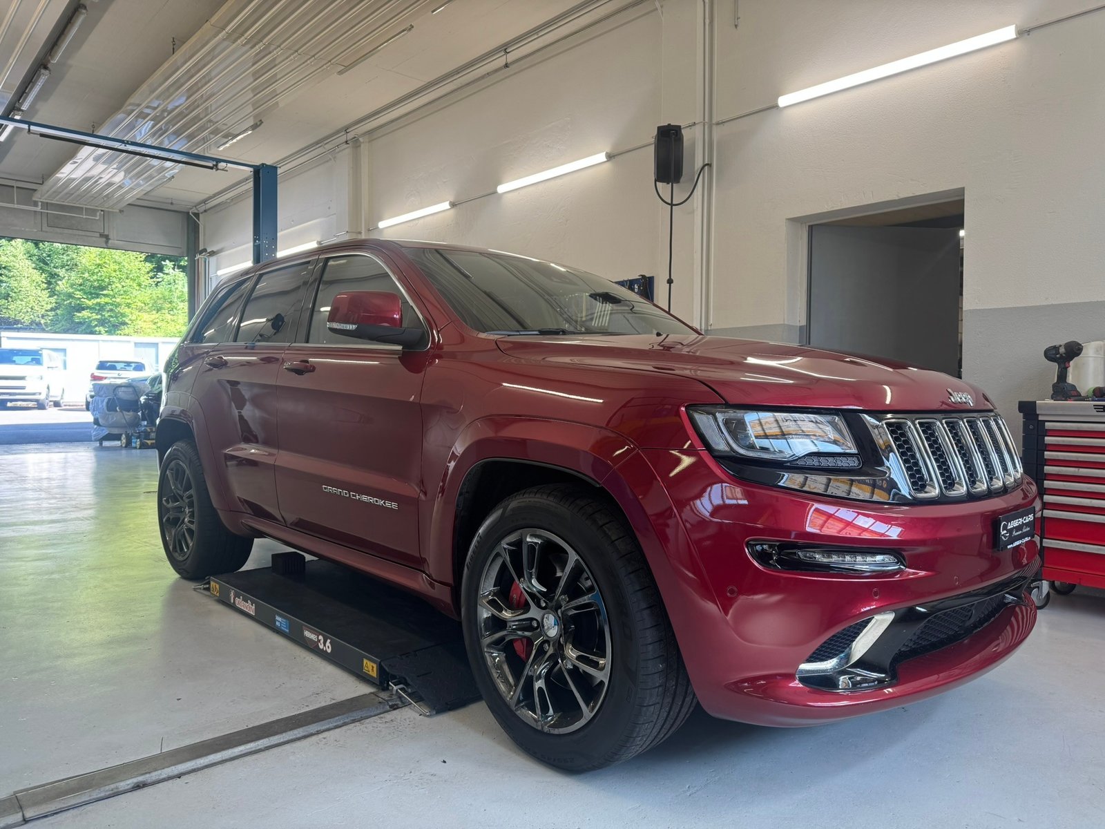 JEEP Grand Cherokee 6.4 V8 HEMI SRT8 Automatic, Benzin, Occasion / Gebraucht, Automatik - 3