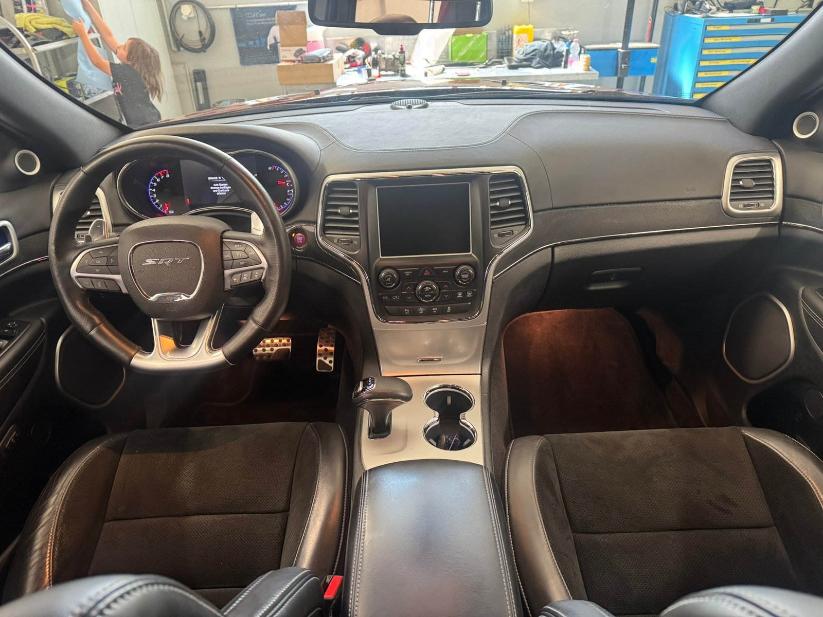 JEEP Grand Cherokee 6.4 V8 HEMI SRT8 Automatic, Benzin, Occasion / Gebraucht, Automatik - 7