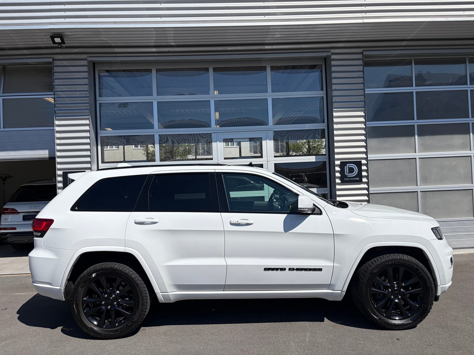 JEEP Grand Cherokee 3.0 CRD Night Eagle Automatic, Diesel, Second hand / Used, Automatic - 2