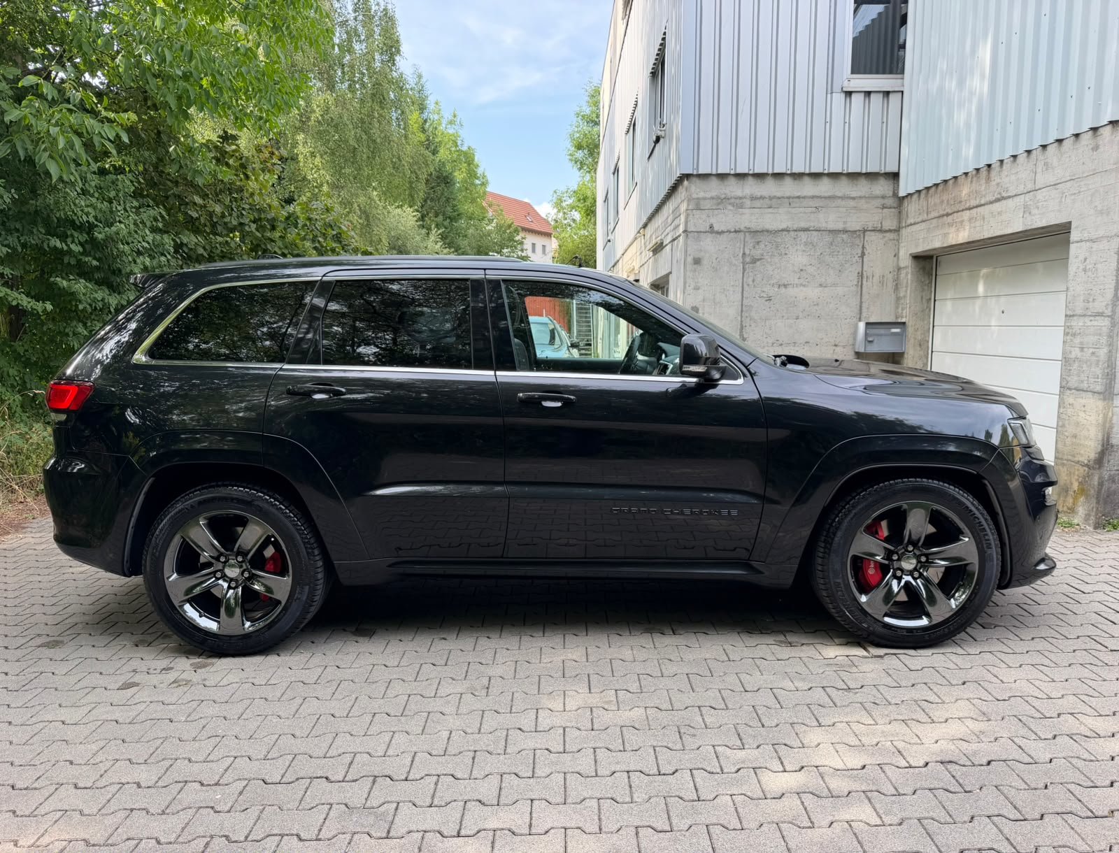 JEEP Grand Cherokee 6.4 V8 HEMI SRT8 Red Vapor Aut., Petrol, Second hand / Used, Automatic - 6