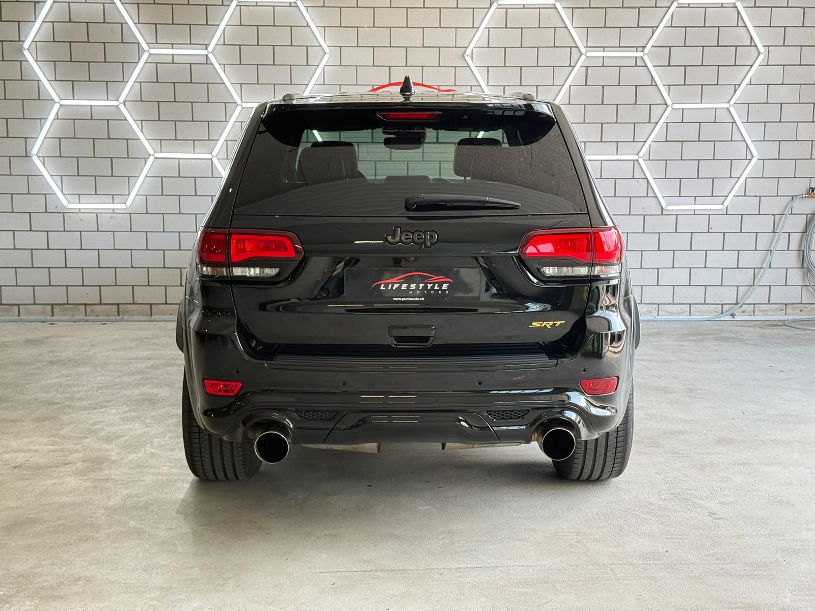 JEEP Grand Cherokee 6.4 V8 HEMI SRT8 Automatic, Benzin, Occasion / Gebraucht, Automatik - 4