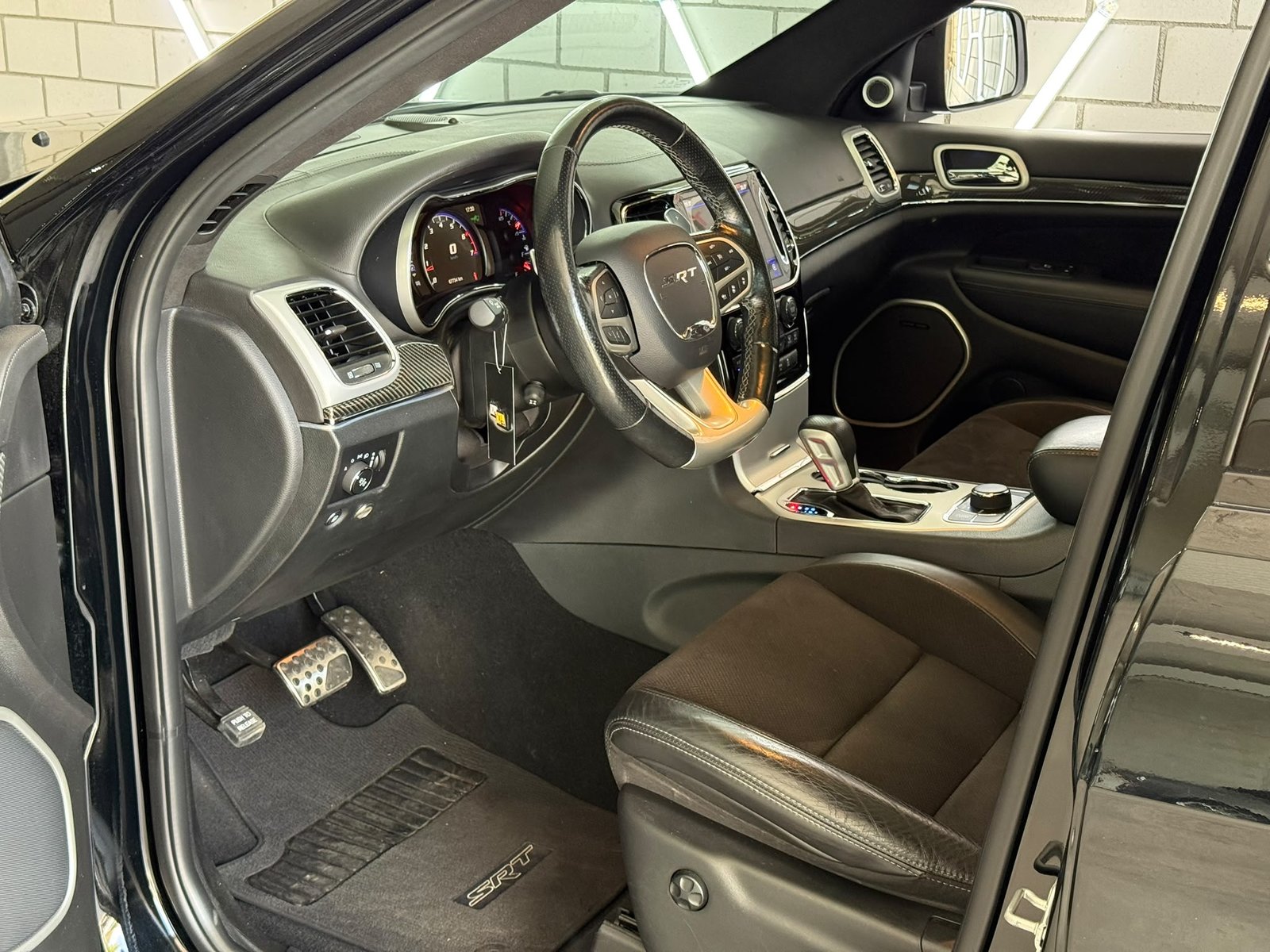 JEEP Grand Cherokee 6.4 V8 HEMI SRT8 Automatic, Benzin, Occasion / Gebraucht, Automatik - 5
