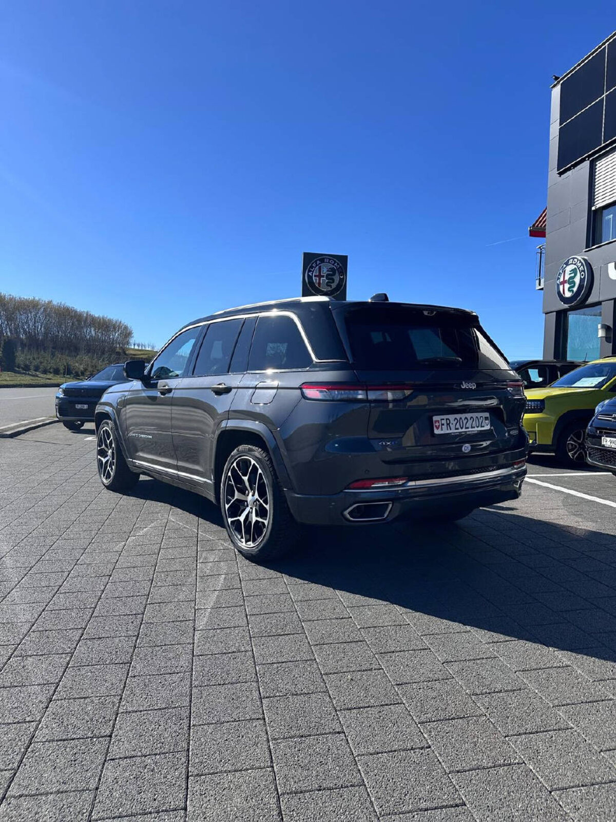 JEEP Grand Cherokee 2.0 Turbo Summit Reserve 4xe, Hybride Rechargeable Essence/Électricité, Occasion / Utilisé, Automatique - 2