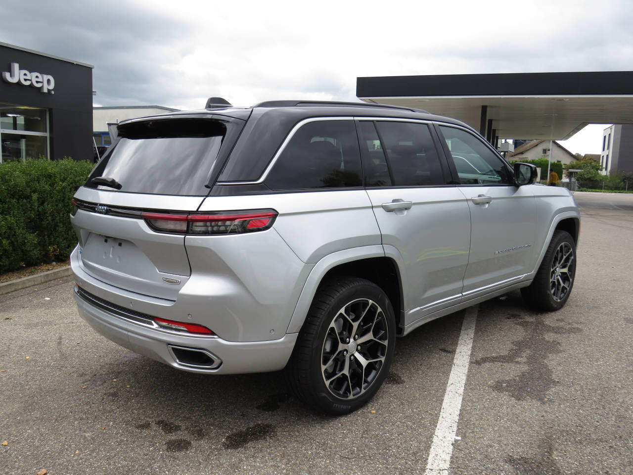 JEEP Grand Cherokee 2.0 Turbo Summit Reserve 4xe, Plug-in-Hybrid Benzin/Elektro, Vorführwagen, Automatik - 3