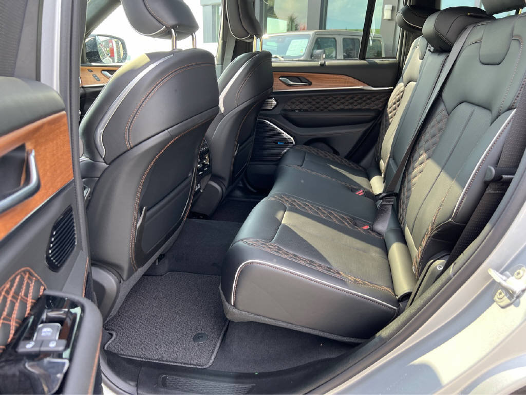 JEEP Grand Cherokee 2.0 Turbo Summit Reserve 4xe, Hybride Rechargeable Essence/Électricité, Voiture de démonstration, Automatique - 6