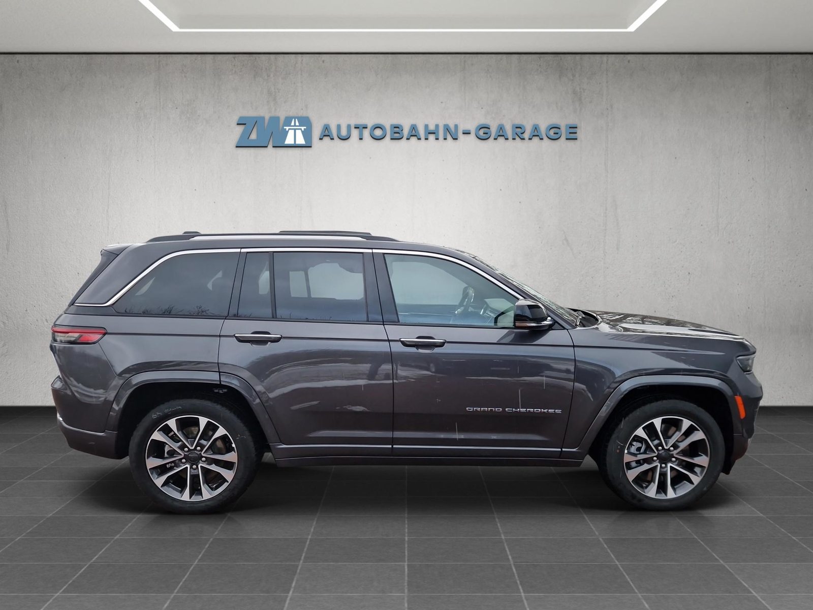 JEEP Grand Cherokee 2.0 Turbo Overland 4xe, Plug-in-Hybrid Benzina/Elettrica, Auto dimostrativa, Automatico - 6