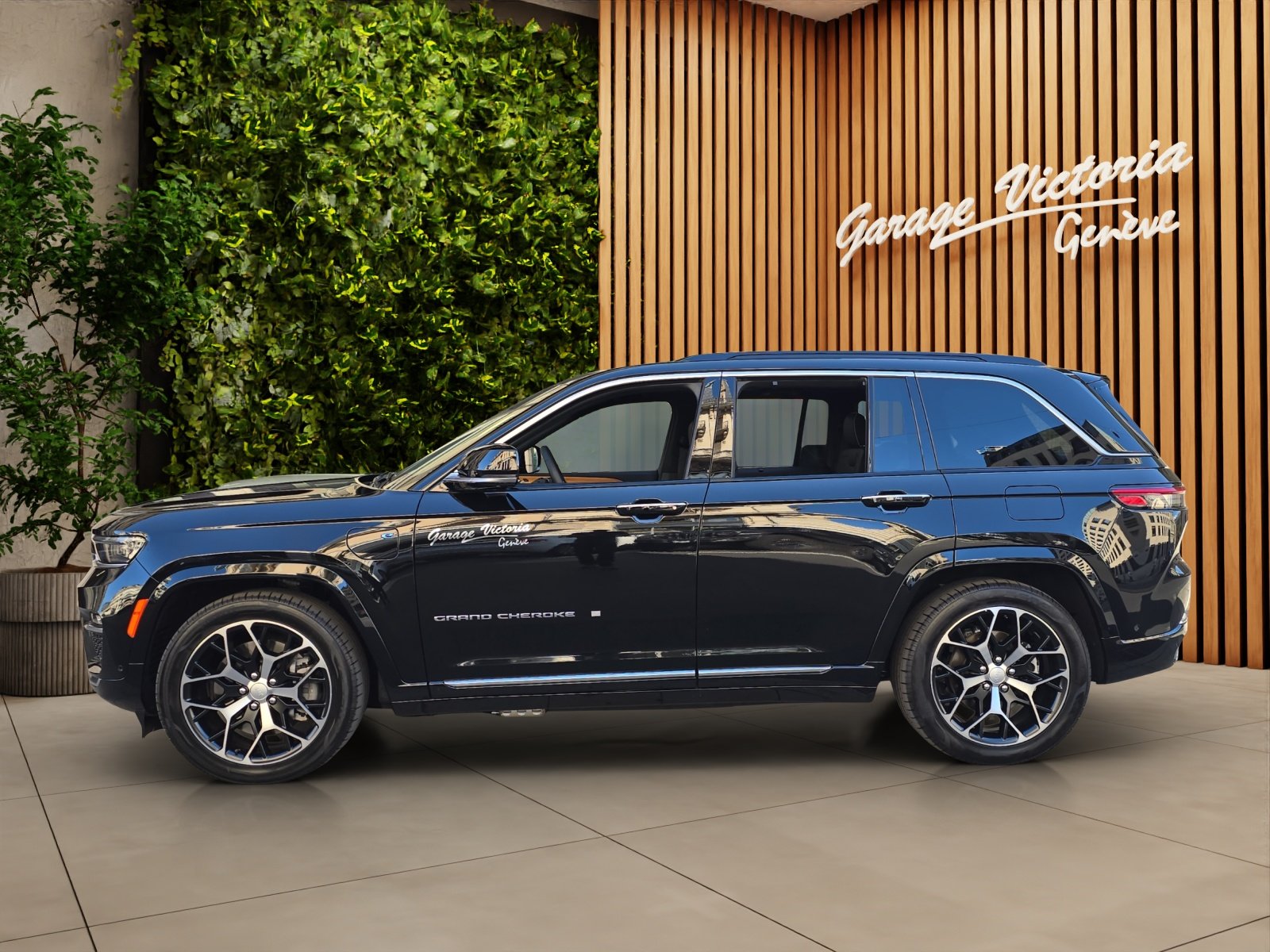 JEEP Grand Cherokee 2.0 Plug-in-Hybrid Summit Reserve 4xe, Plug-in-Hybrid Benzina/Elettrica, Auto dimostrativa, Automatico - 3
