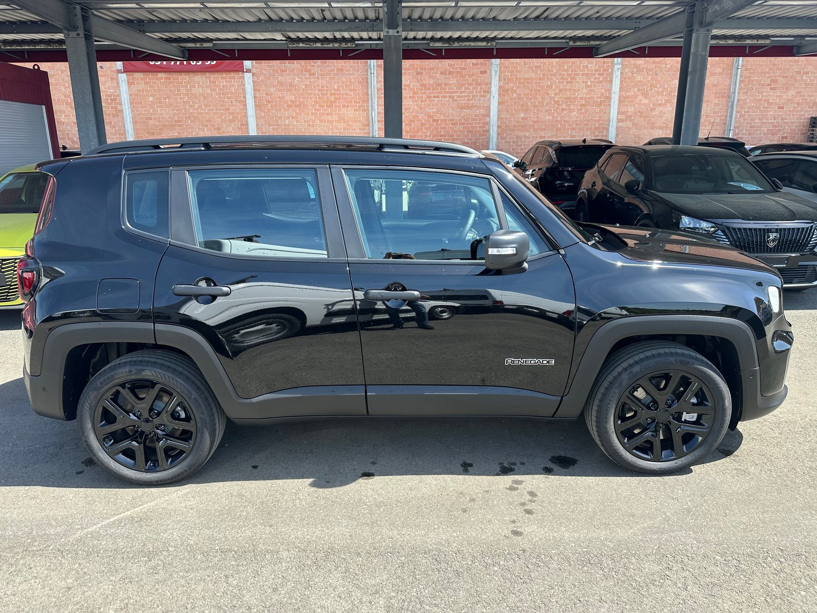 JEEP Renegade 1.3 T PHEV Summit AWD, Hybride Rechargeable Essence/Électricité, Voiture nouvelle, Automatique - 2