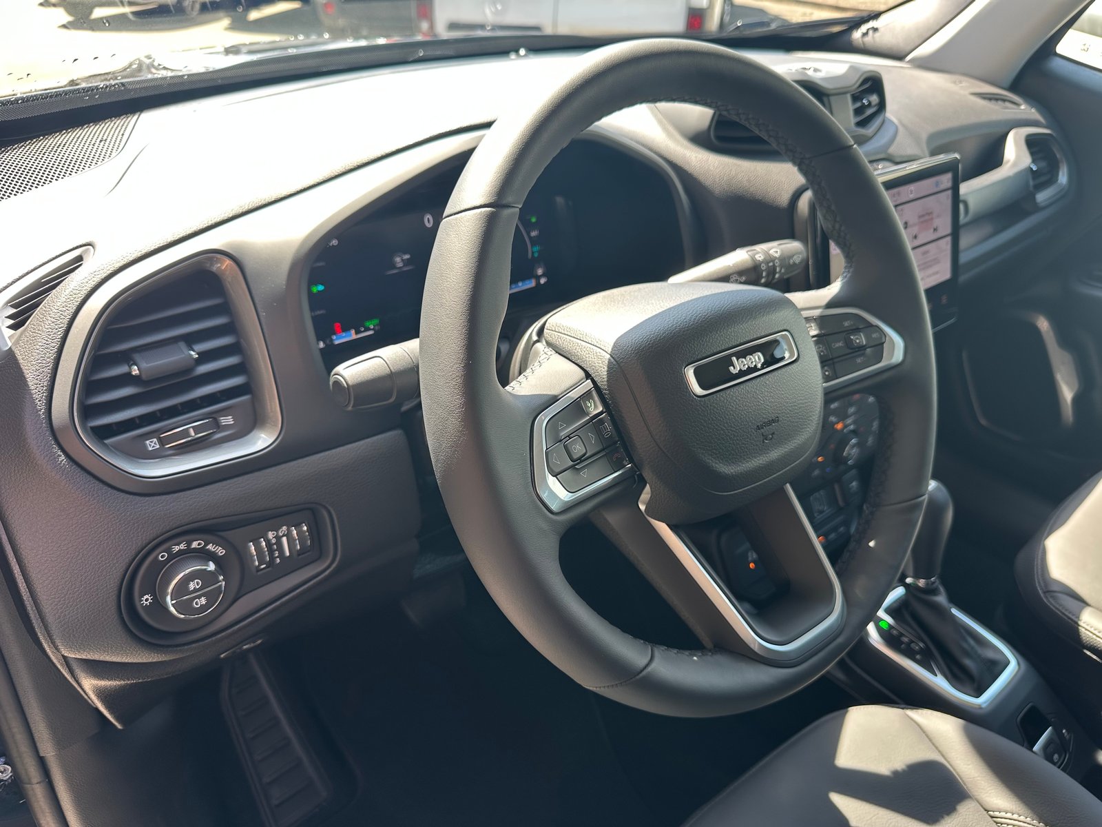 JEEP Renegade 1.3 T PHEV Summit AWD, Hybride Rechargeable Essence/Électricité, Voiture nouvelle, Automatique - 6