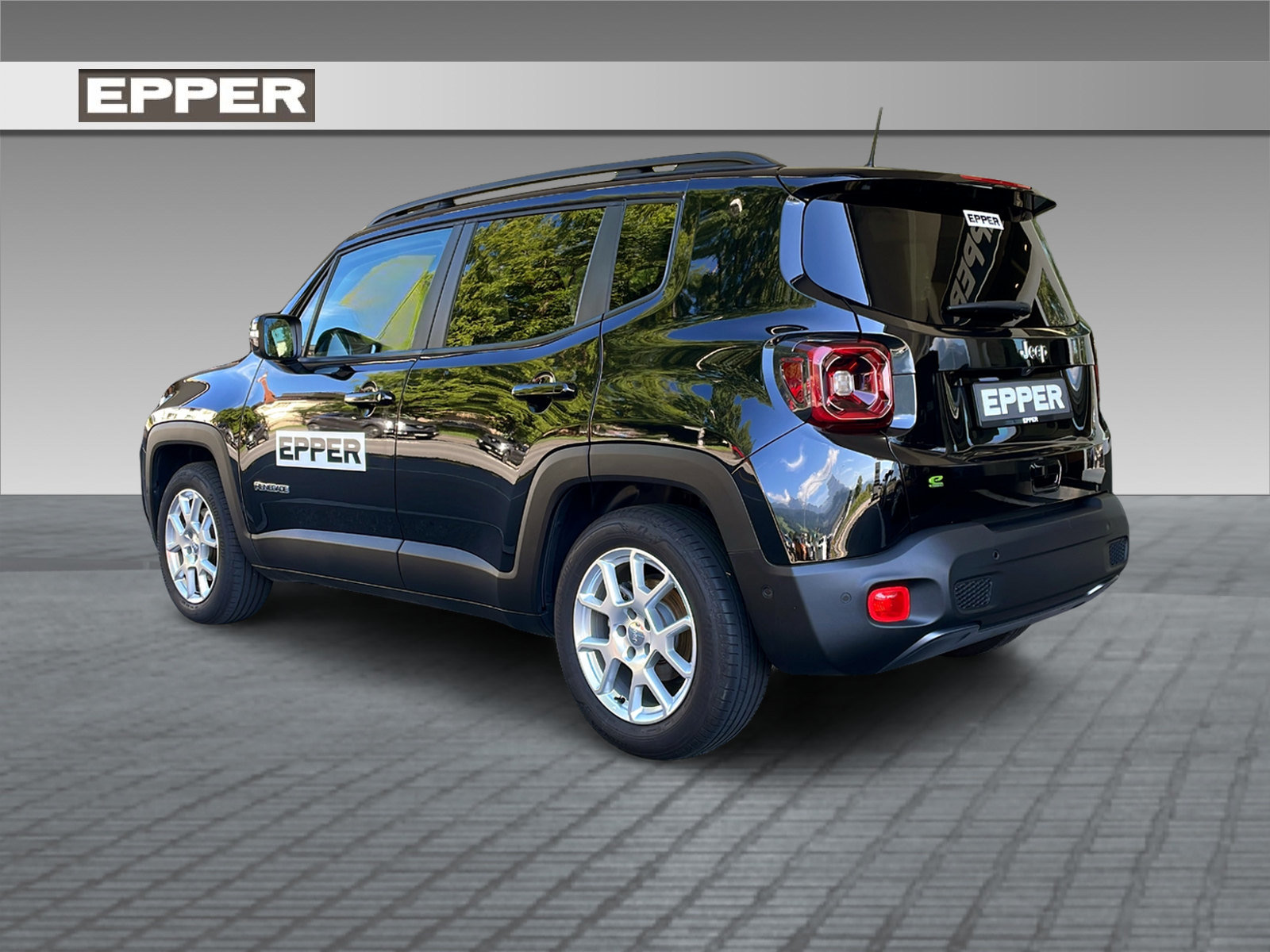 JEEP Renegade 1.5 Turbo Limited, Mild-Hybrid Petrol/Electric, New car, Automatic - 3