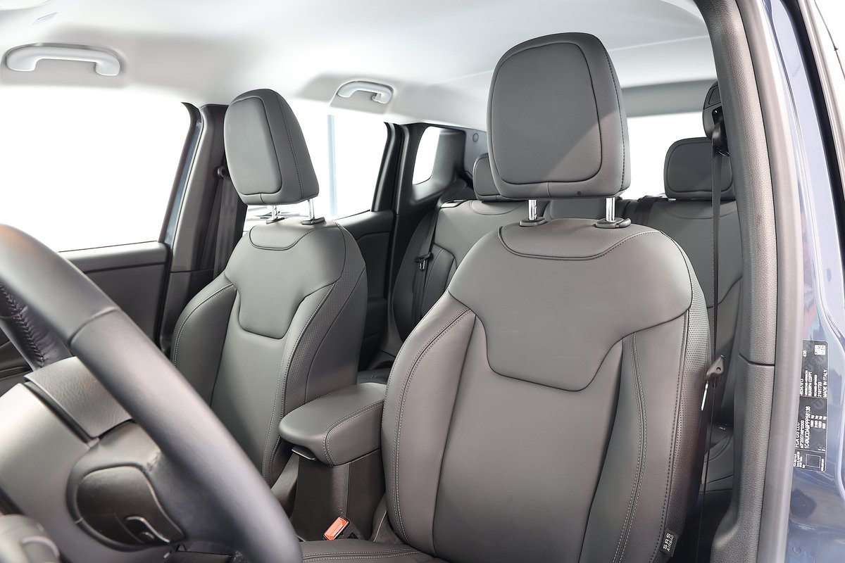 JEEP Renegade 1.5 MHEV Longitude, Mild-Hybrid Benzin/Elektro, Occasion / Gebraucht, Automatik - 7