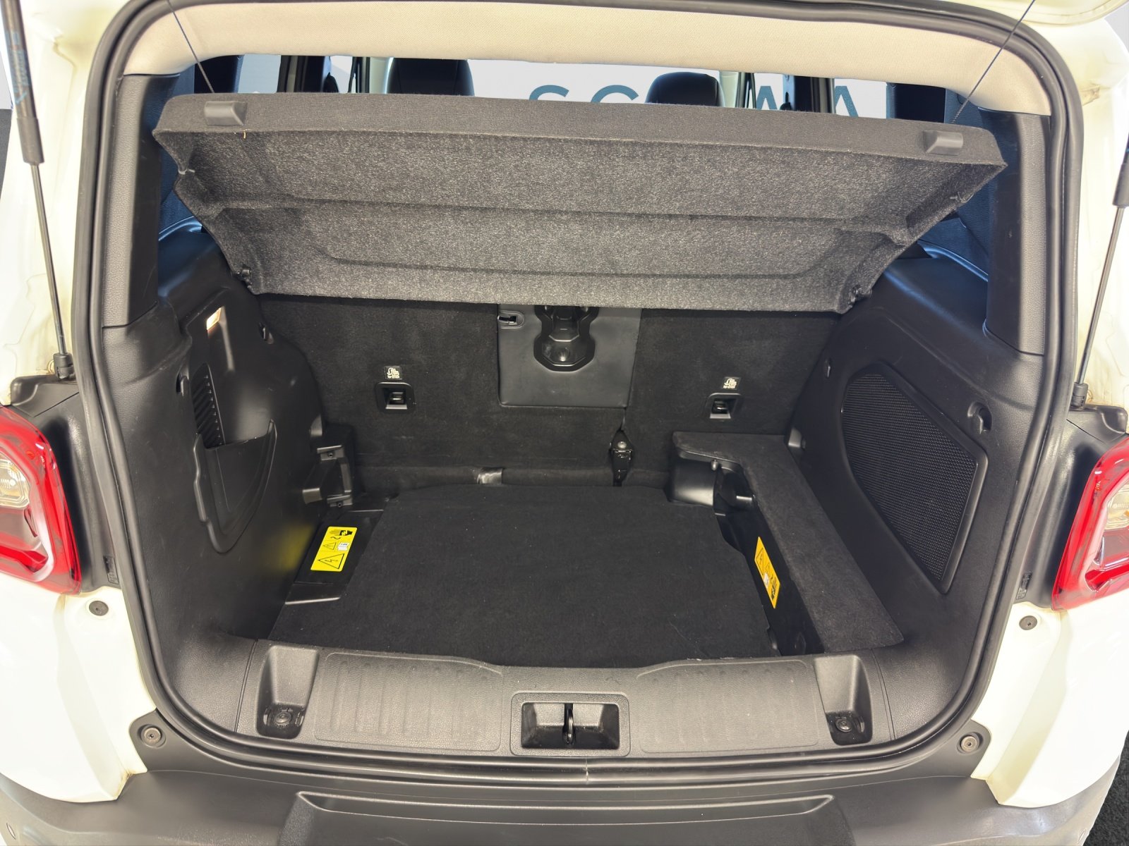JEEP RENEGADE 1.3 Limited 4xe, Hybride Rechargeable Essence/Électricité, Occasion / Utilisé, Automatique - 7