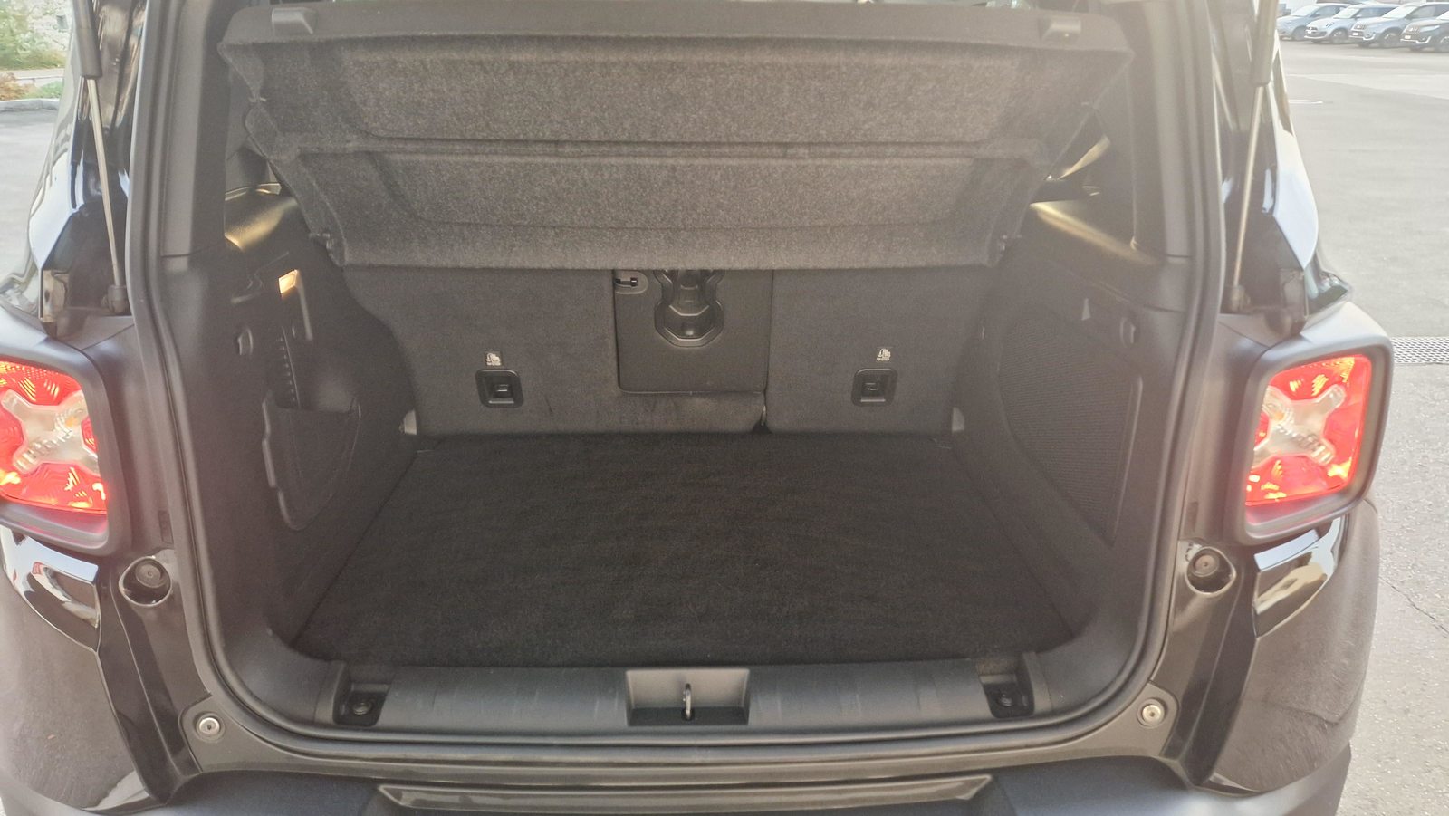 JEEP Renegade 1.5 Turbo Limited, Mild-Hybrid Petrol/Electric, Second hand / Used, Automatic - 5