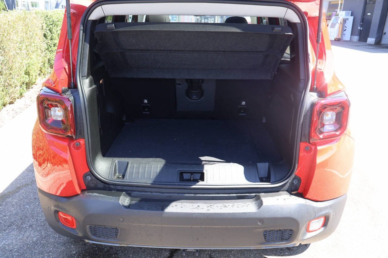 JEEP Renegade 1.3 Limited 4xe, Plug-in-Hybrid Petrol/Electric, Second hand / Used, Automatic - 5