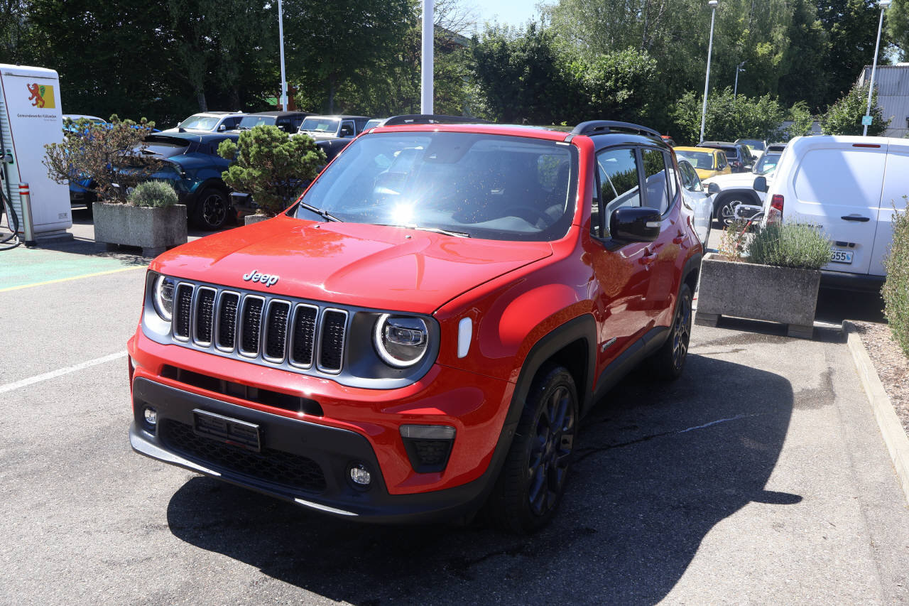 JEEP Renegade 1.3 Limited 4xe, Plug-in-Hybrid Petrol/Electric, Second hand / Used, Automatic - 7